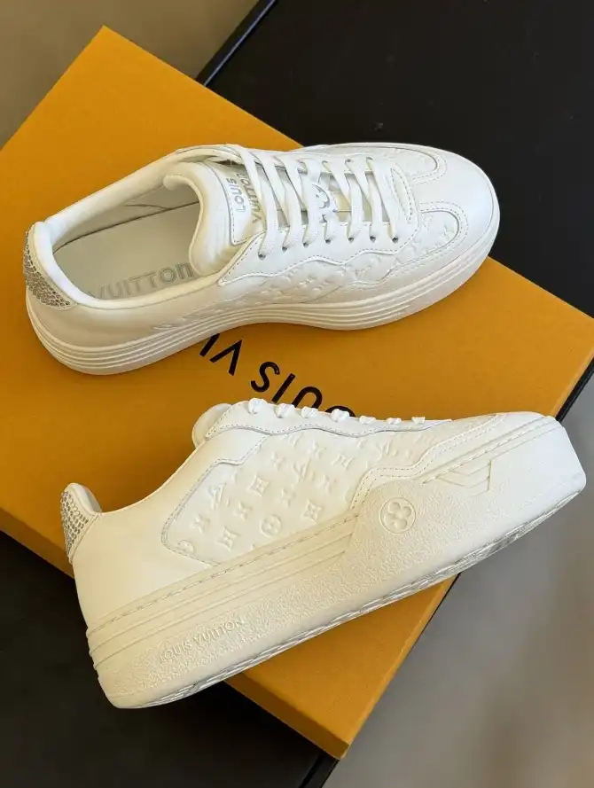 hype Louis Vuitton Sneakers