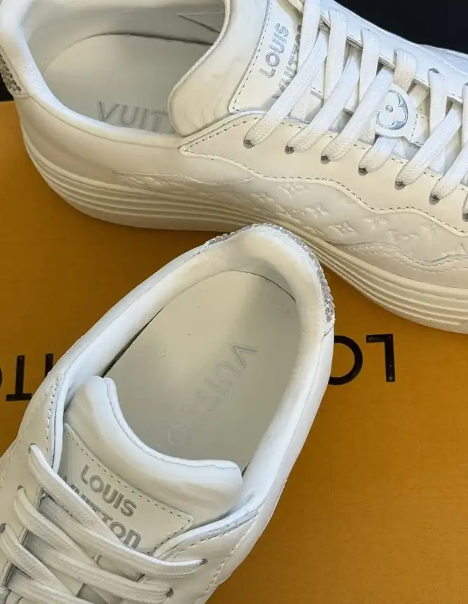 hype Louis Vuitton Sneakers