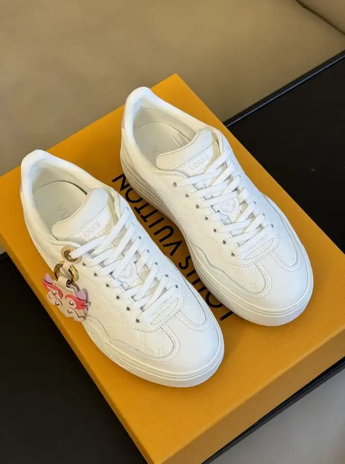 hype Louis Vuitton Sneakers