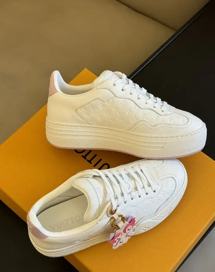 hype Louis Vuitton Sneakers