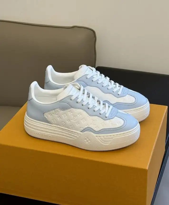 hype Louis Vuitton Sneakers