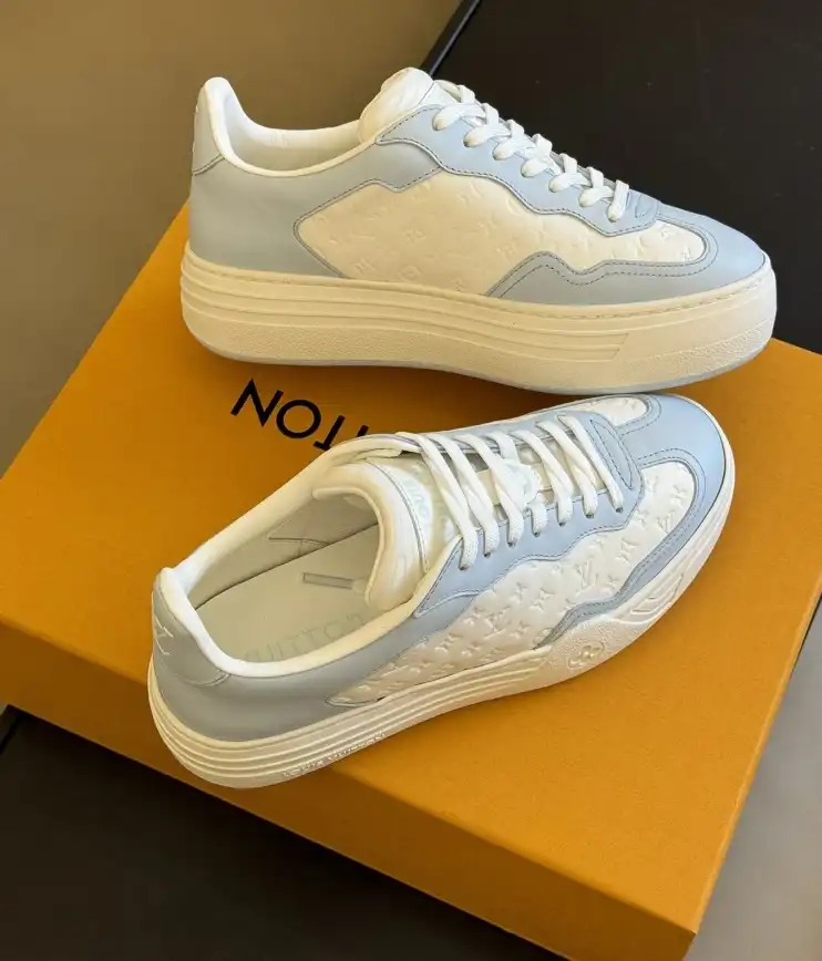 hype Louis Vuitton Sneakers