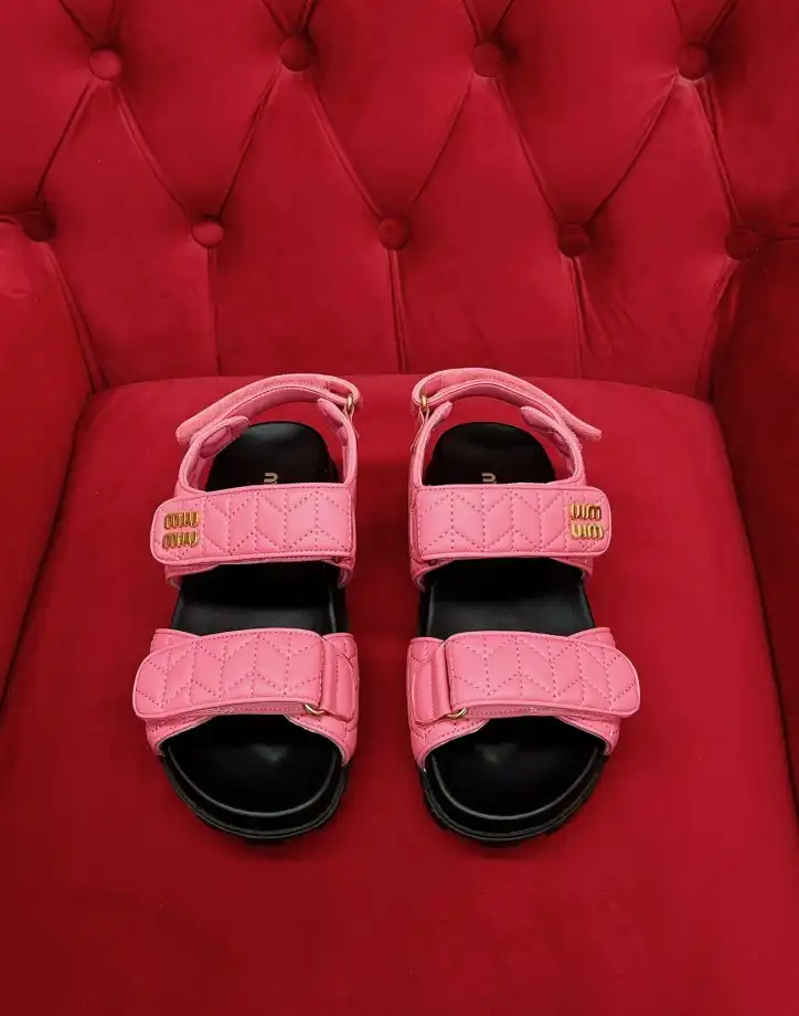 hype Miu Miu Sandals