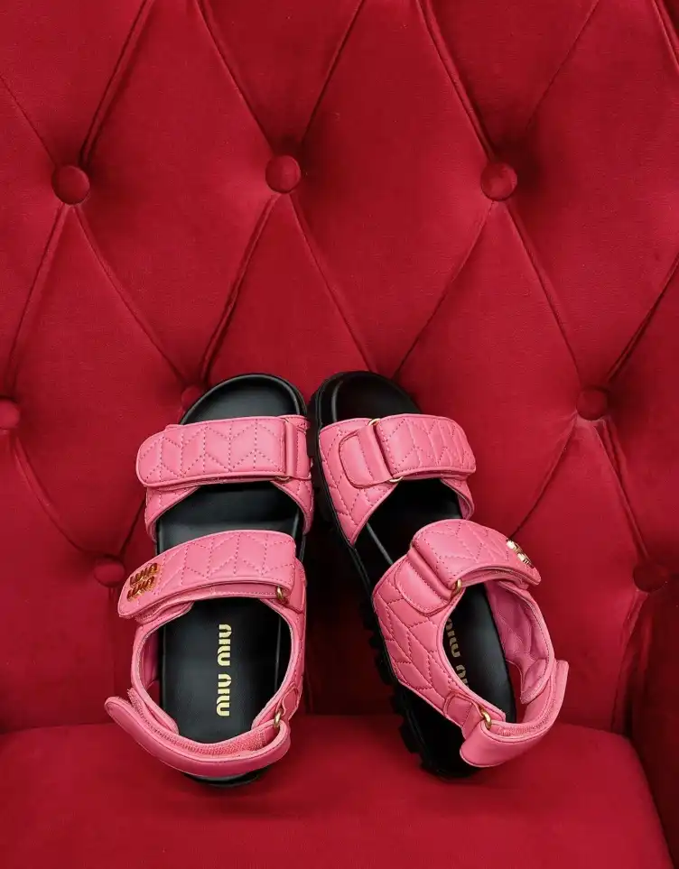 hype Miu Miu Sandals