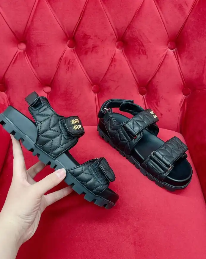 hype Miu Miu Sandals