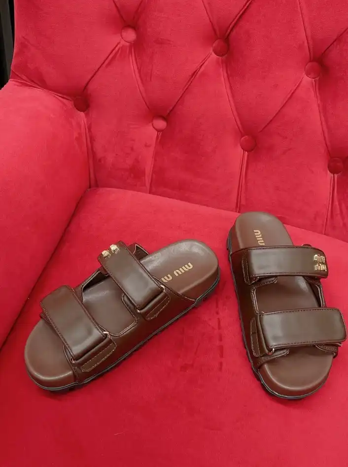 hype Miu Miu Slippers