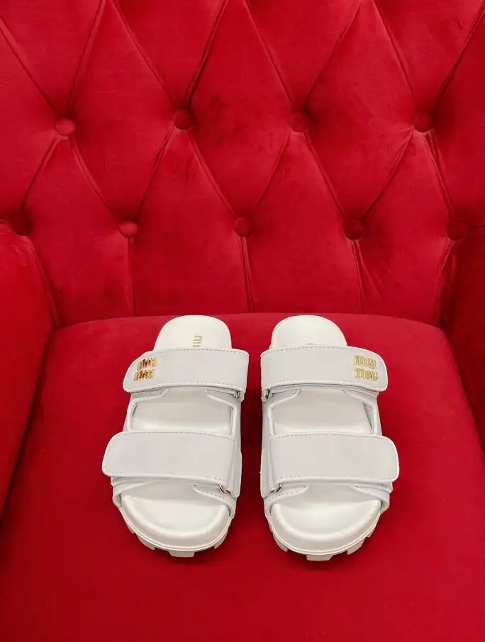 hype Miu Miu Slippers