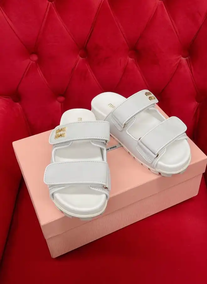 hype Miu Miu Slippers