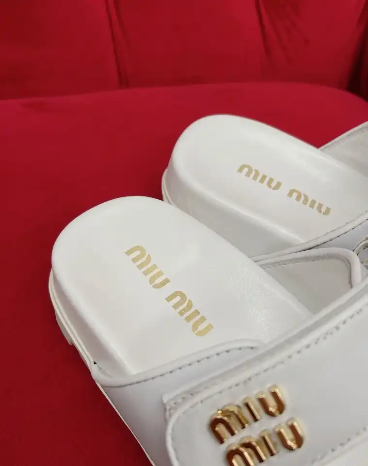 hype Miu Miu Slippers