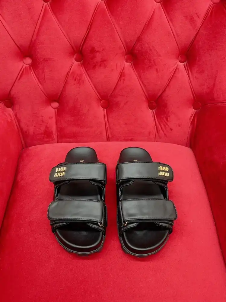 hype Miu Miu Slippers