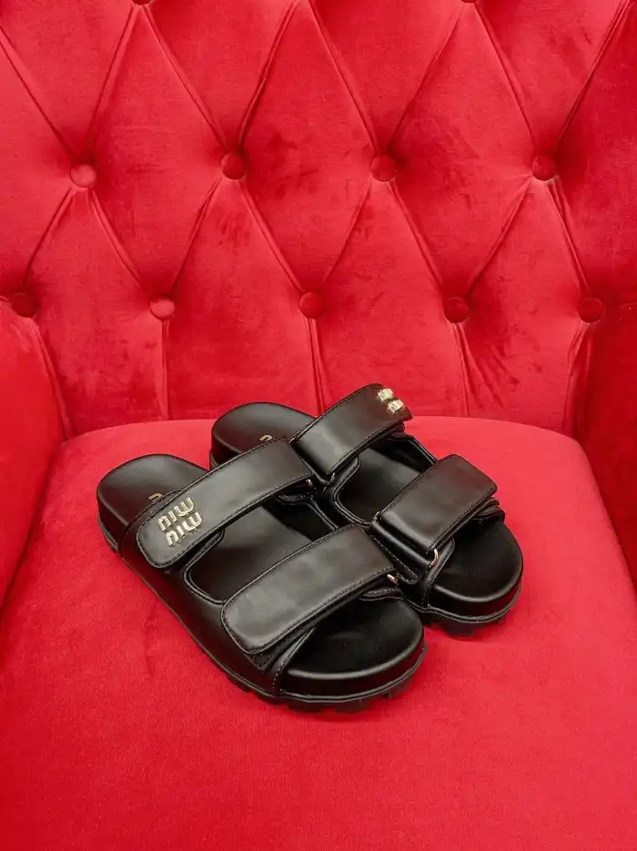 hype Miu Miu Slippers