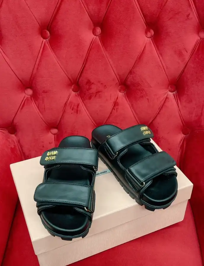 hype Miu Miu Slippers