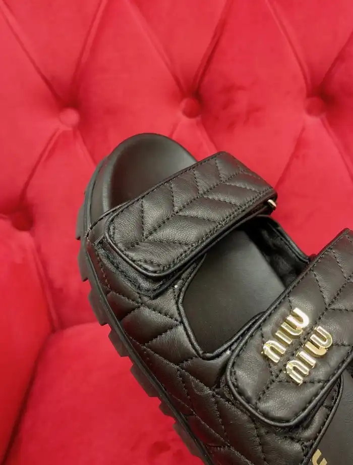 hype Miu Miu Slippers