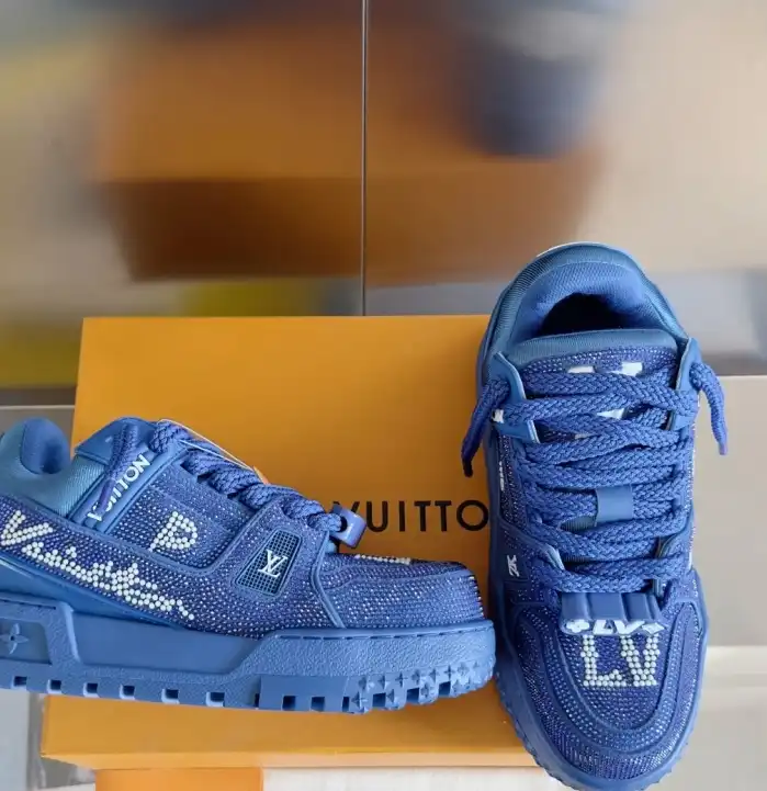 hype Louis Vuitton Sneakers