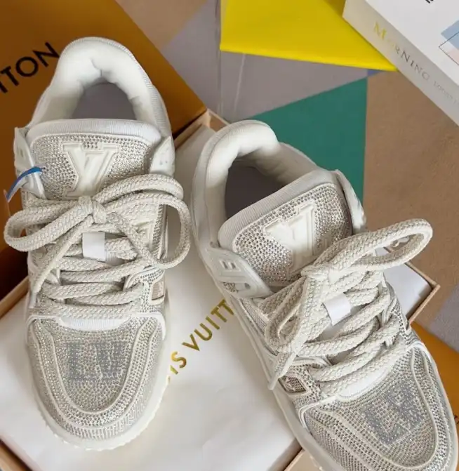 hype Louis Vuitton Sneakers