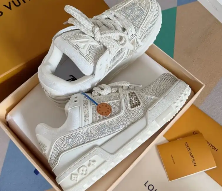 hype Louis Vuitton Sneakers