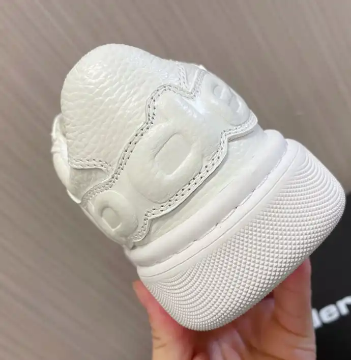 hype Alexander Wang Sneakers