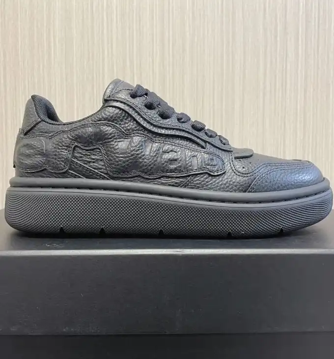 hype Alexander Wang Sneakers