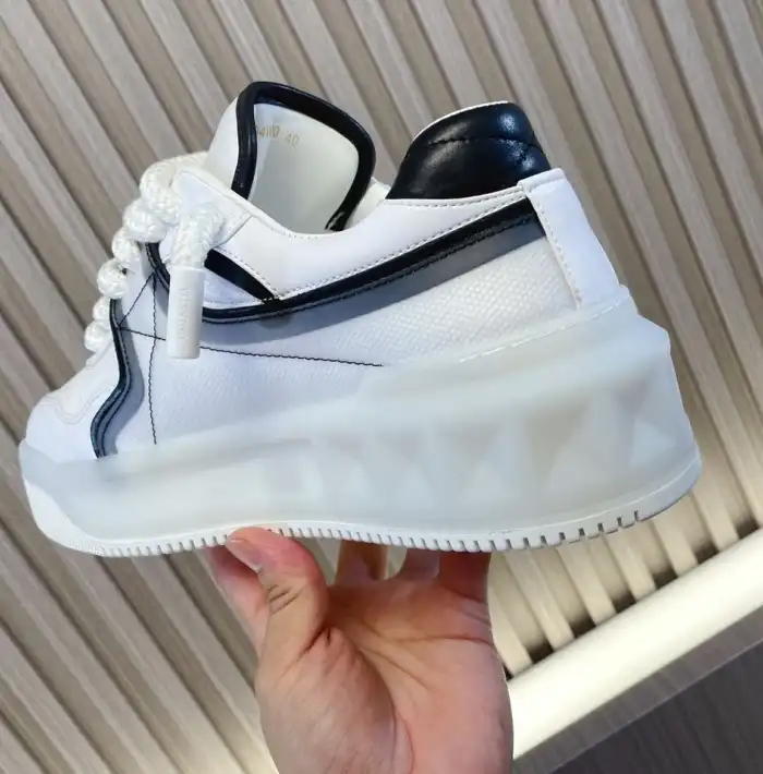 hype Nike Sneakers