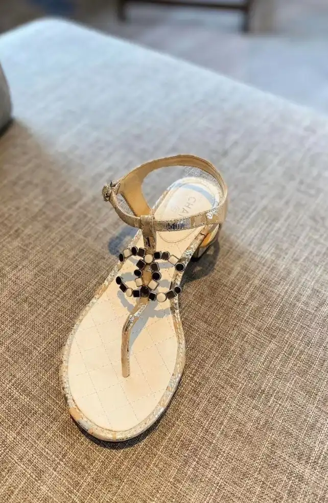 hype Chanel Sandals