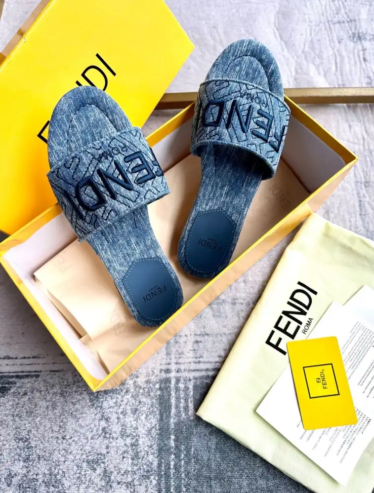 hype Fendi Slippers