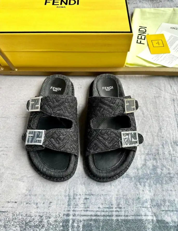 hype Fendi Slippers