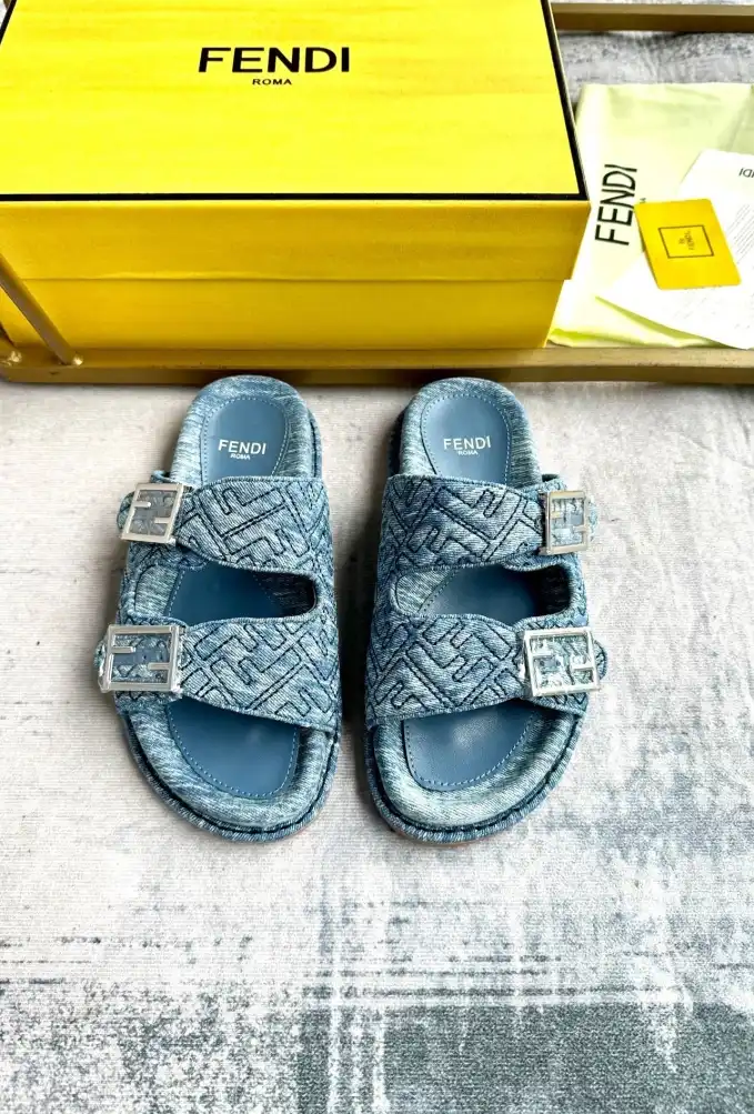 hype Fendi Slippers