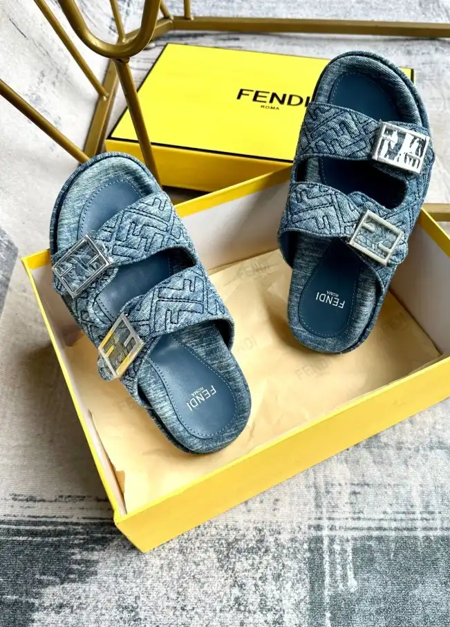 hype Fendi Slippers