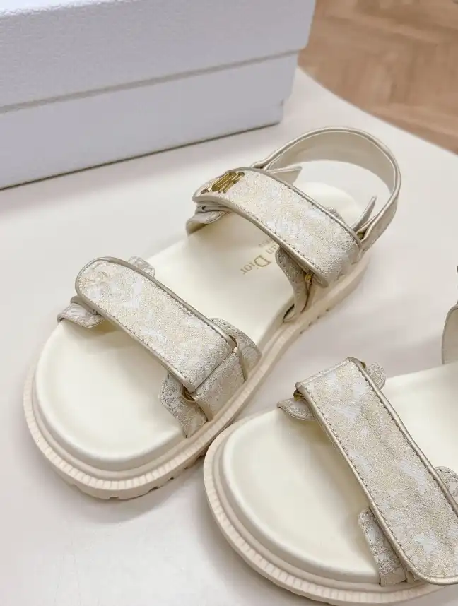 hype Christian Dior Sandals