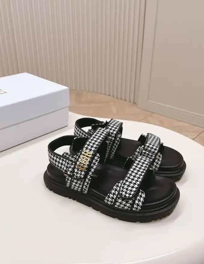 hype Christian Dior Sandals