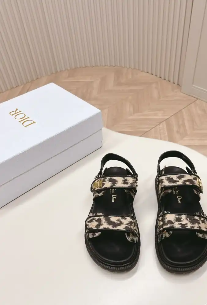 hype Christian Dior Sandals