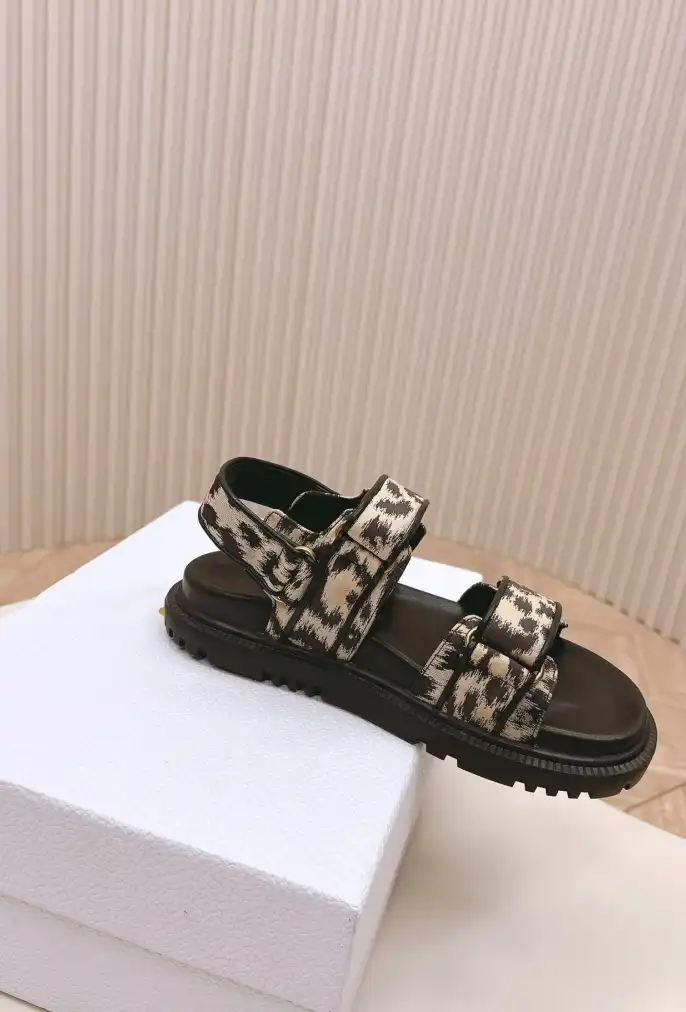 hype Christian Dior Sandals