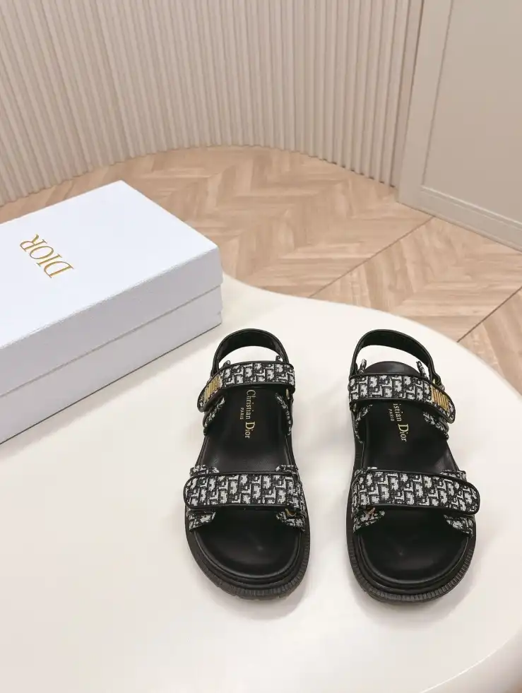 hype Christian Dior Sandals