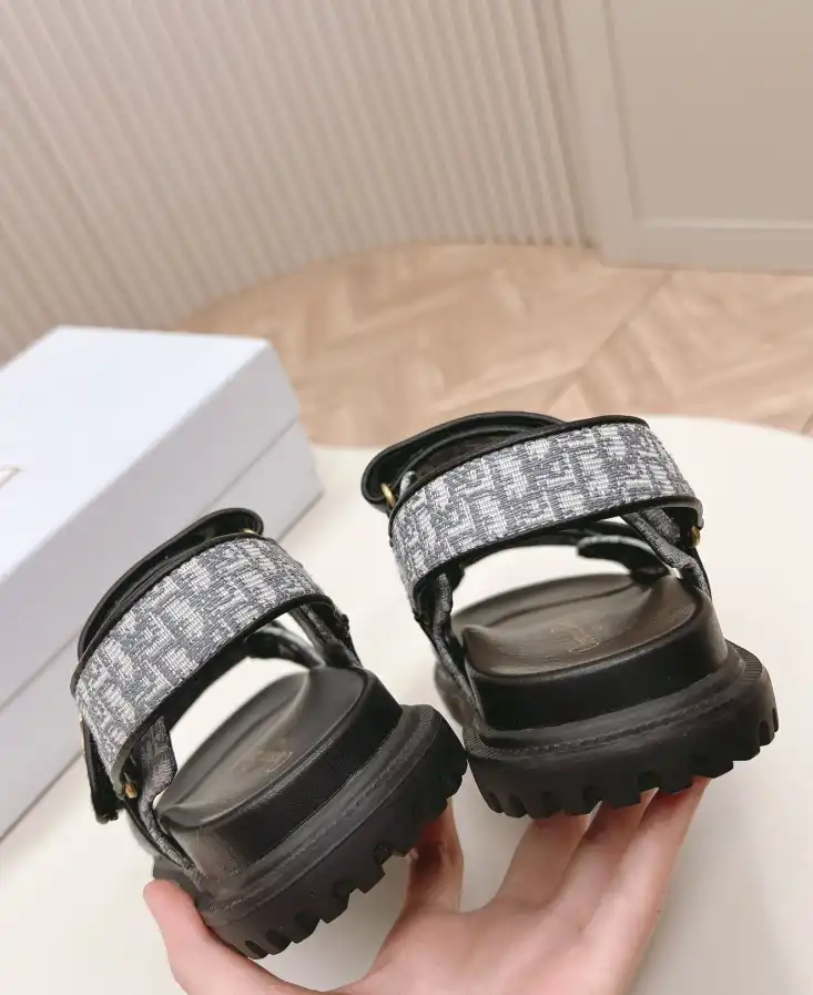 hype Christian Dior Sandals