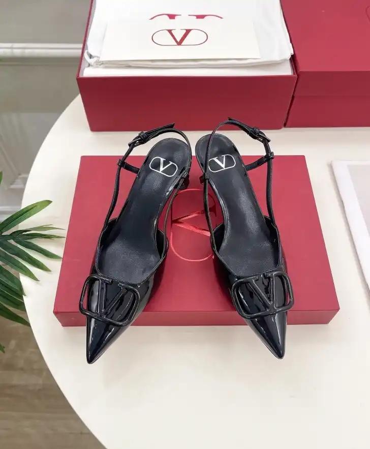 hype Valentino High Heels