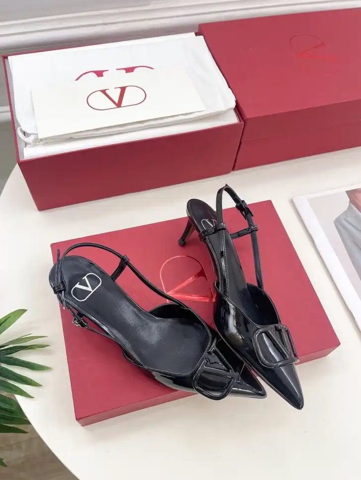 hype Valentino High Heels