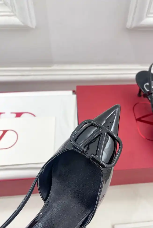 hype Valentino High Heels