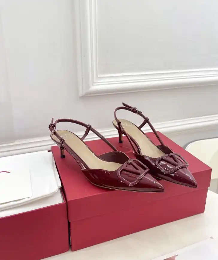 hype Valentino High Heels