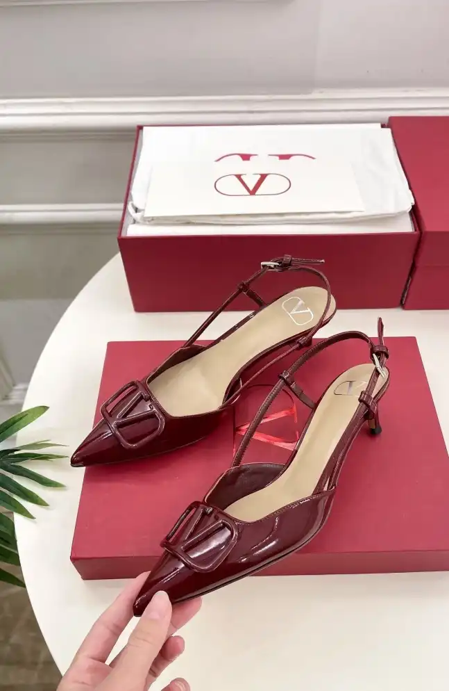 hype Valentino High Heels