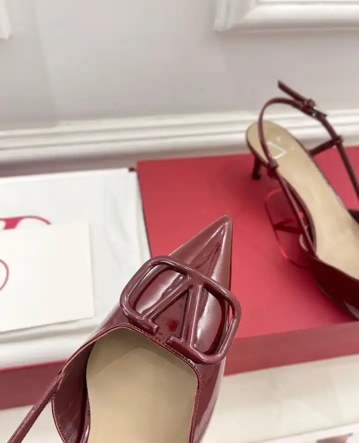 hype Valentino High Heels