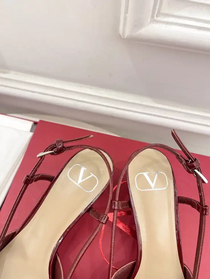 hype Valentino High Heels