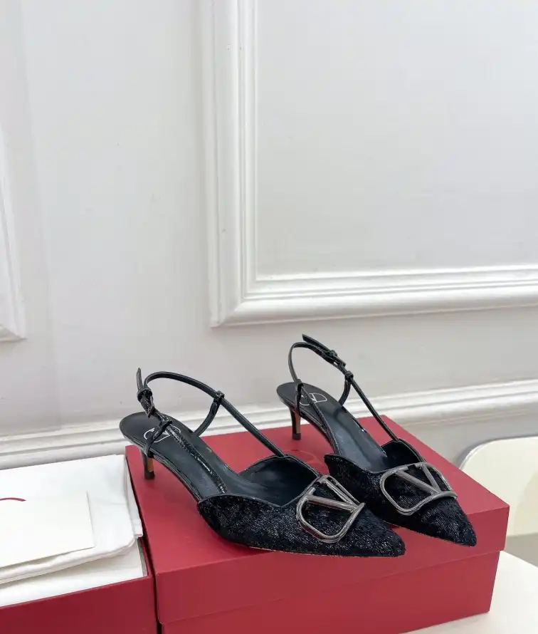 hype Valentino High Heels