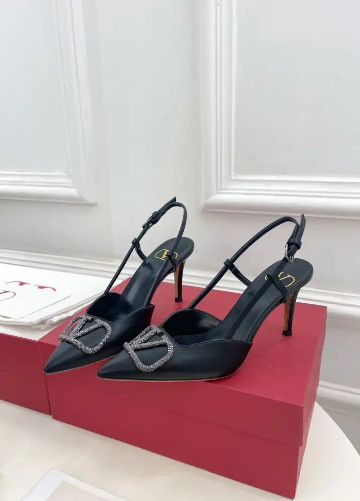 hype Valentino High Heels