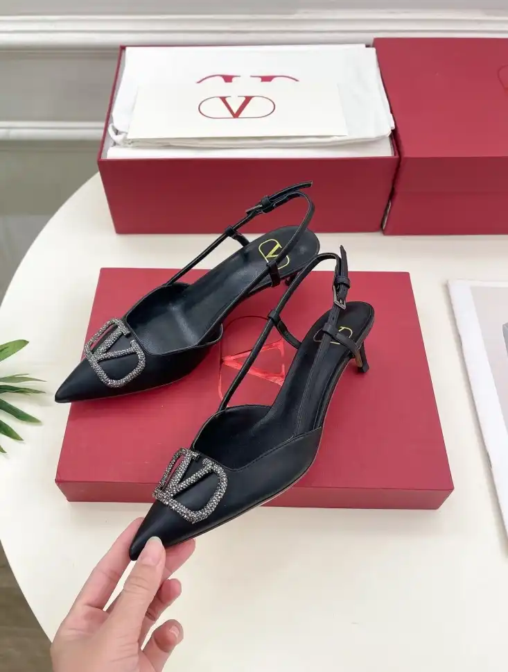 hype Valentino High Heels