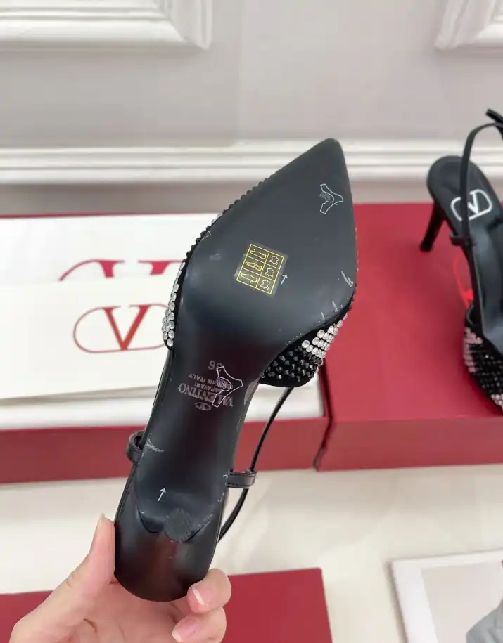 hype Valentino High Heels