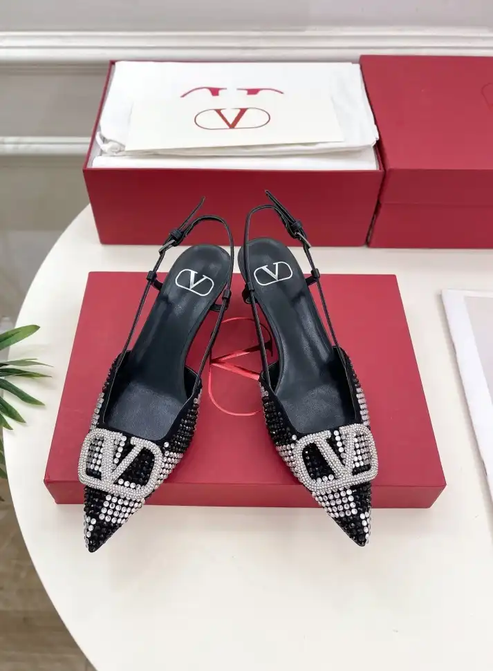 hype Valentino High Heels