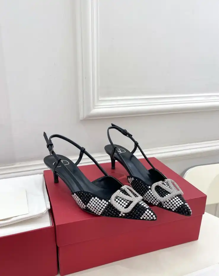 hype Valentino High Heels