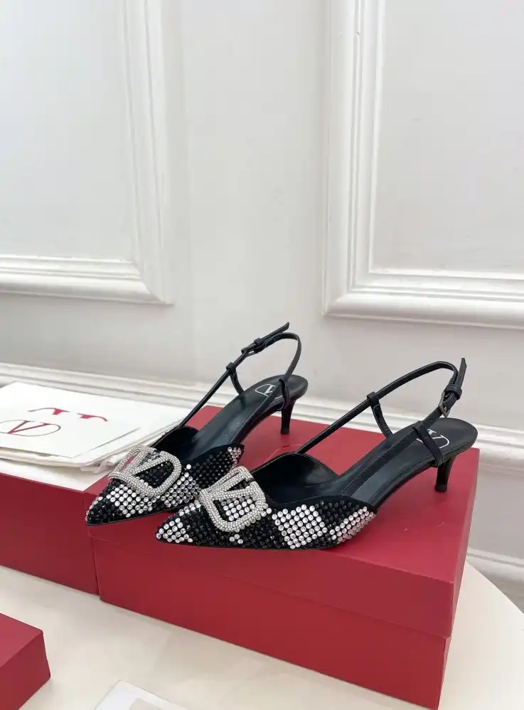 hype Valentino High Heels