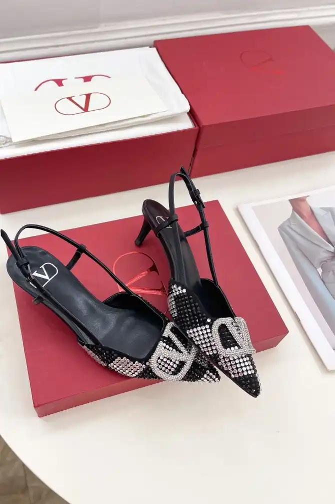 hype Valentino High Heels