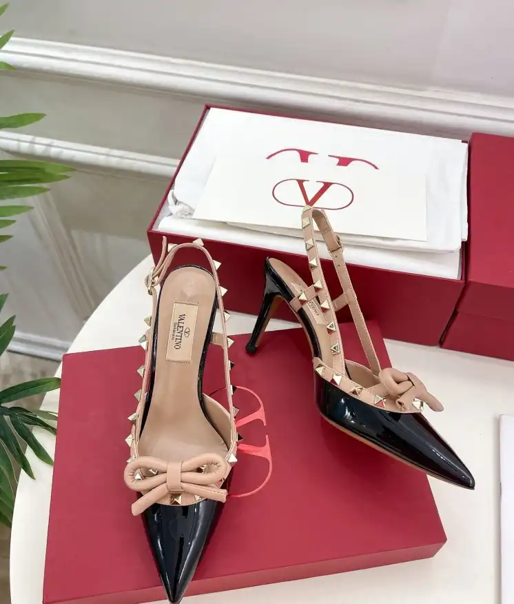 hype Valentino High Heels